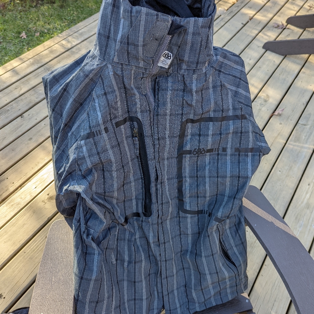 686 snowboard jacket